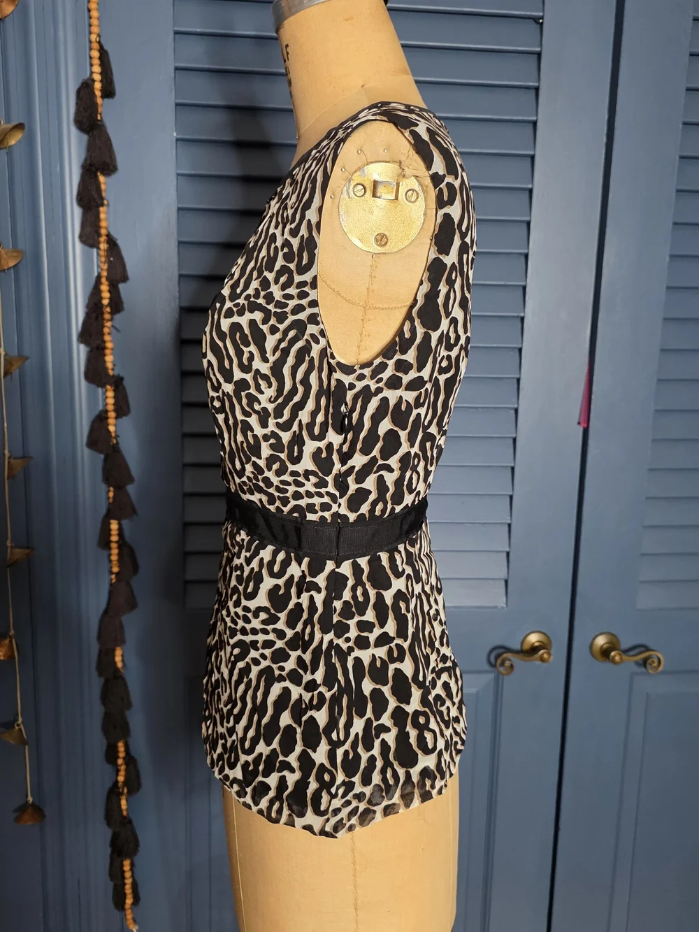 Tory Burch 100% Silk Leopard Print Sleeveless Blouse - Size 2